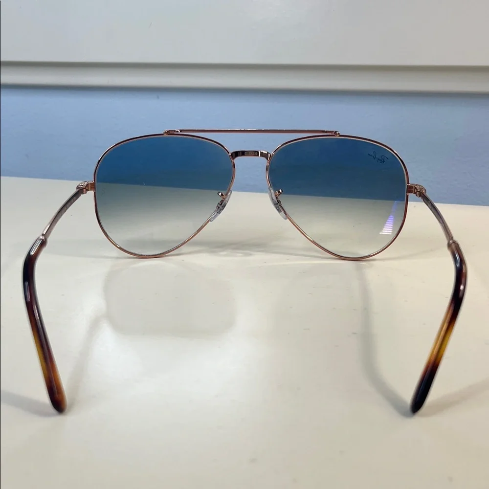 Ray-Ban Aviator Sunglasses - Picture 3 of 6